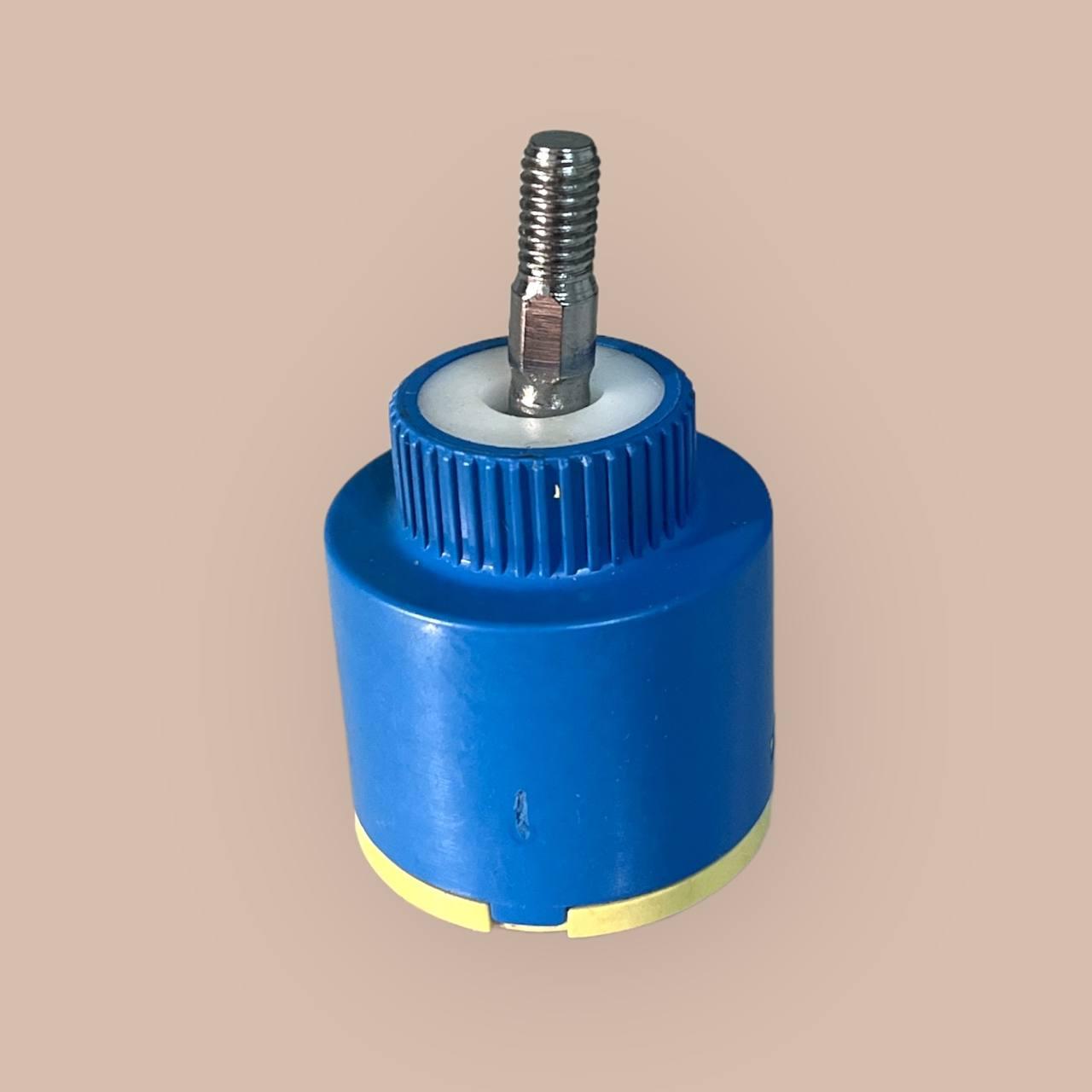 Картридж змішувача D35P-2015Y з різьбленням під змішувач водоспад 35 мм, фото 1