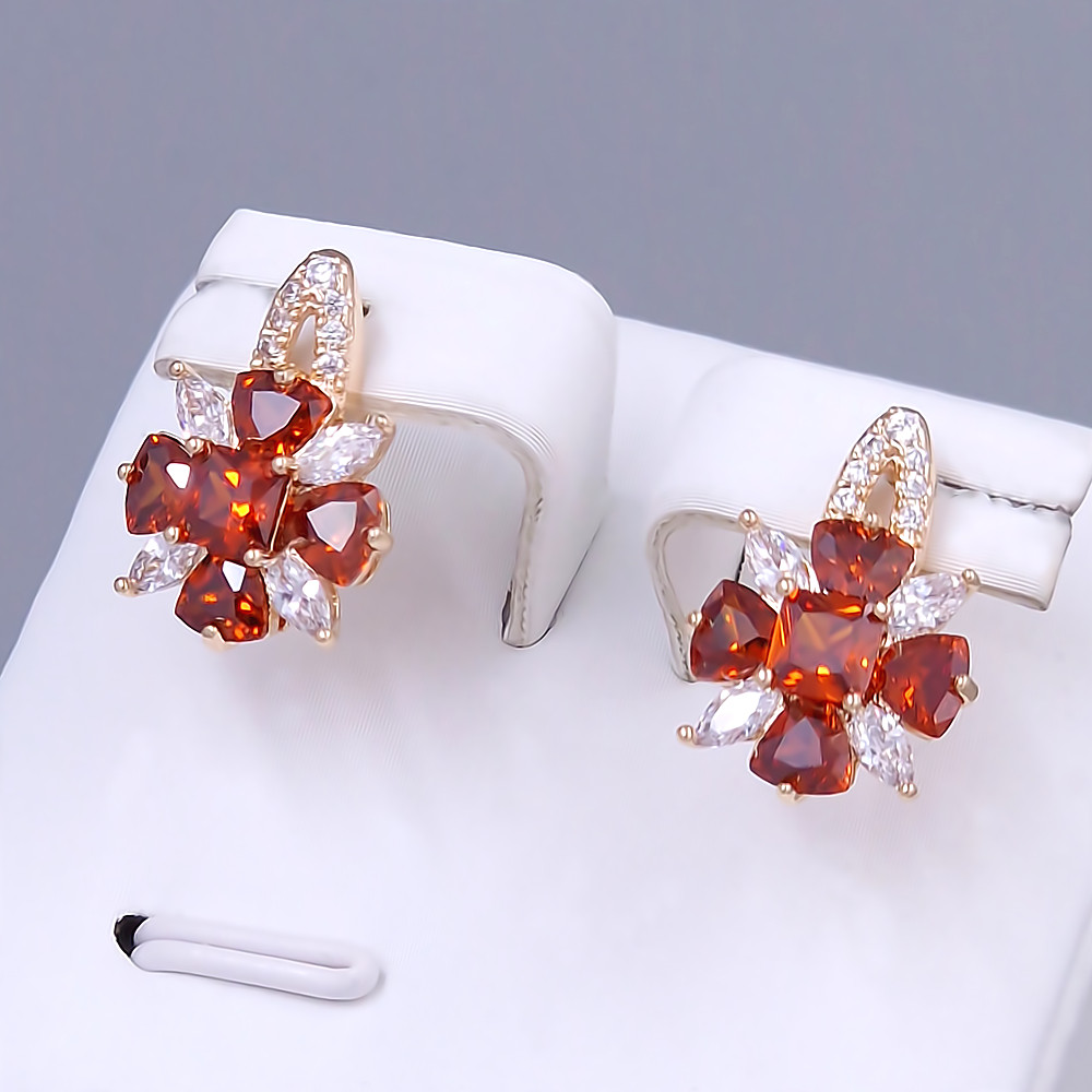 Сережки ХР M&L. Позолота 18К. Камені: циркон. Довжина: 18 мм. Ширина: 12 мм.