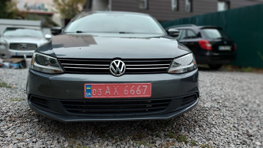 Накладки на решітку 2011-2014 (4 шт, нерж) для Volkswagen Jetta рр