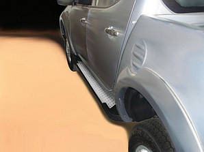 Бокові пороги Allmond Grey (2 шт., алюм) для Mitsubishi L200 2015-2024 рр