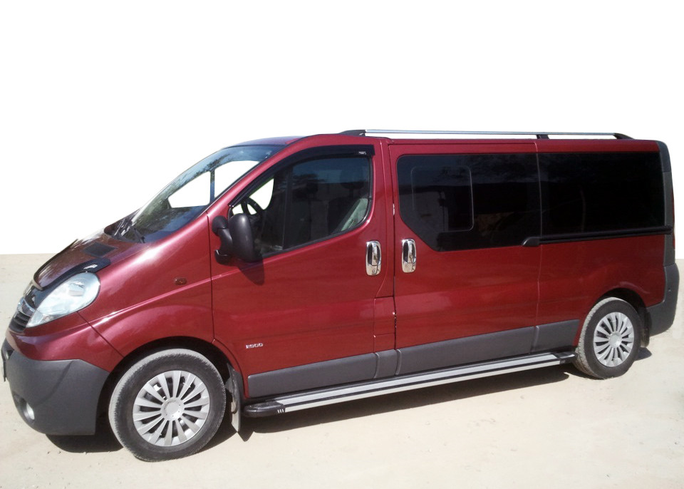 Бокові пороги Rainbow (2 шт., Алюміній) Коротка база для Nissan Primastar 2002-2014рр, фото 1