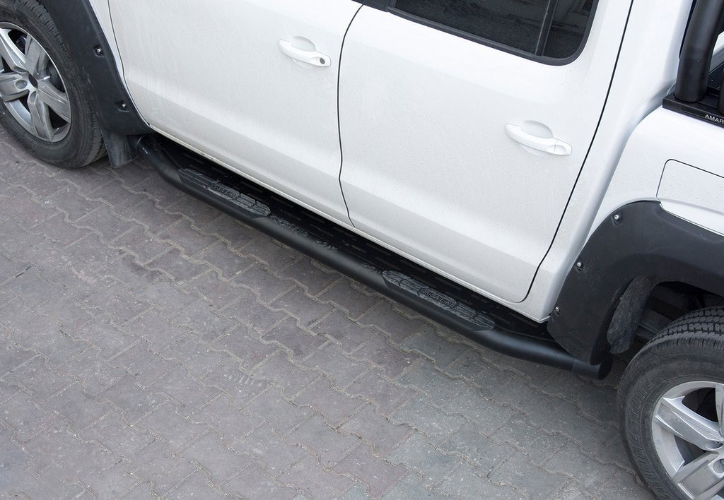 Бокові пороги Amazon Black (2 шт., чорні) для Toyota Hilux 2015-2024 рр