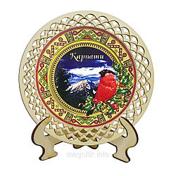Настільна тарілочка "Карпати: Гори у снігу (червона рамка)"