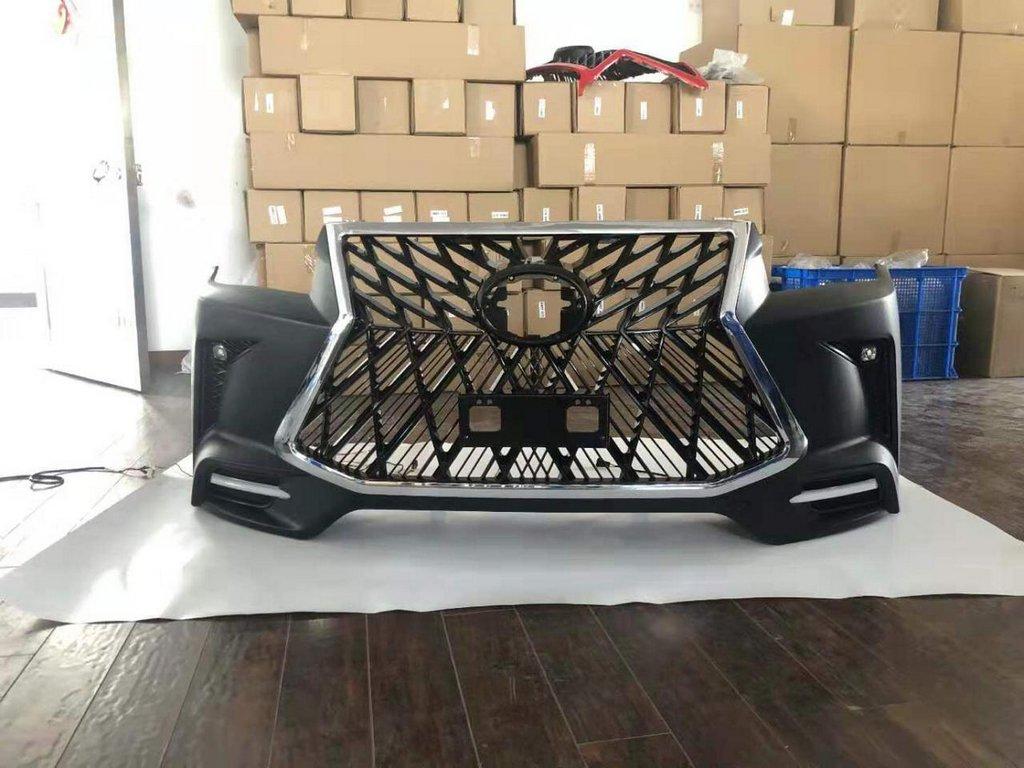 Передній бампер Lexus-design V1 для Toyota Hilux 2015-2024 рр