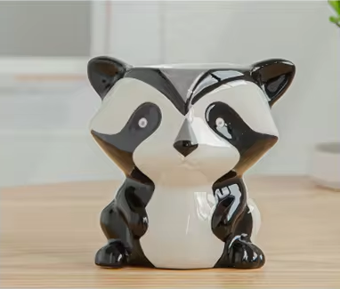 Керамічне кашпо у формі єнотика