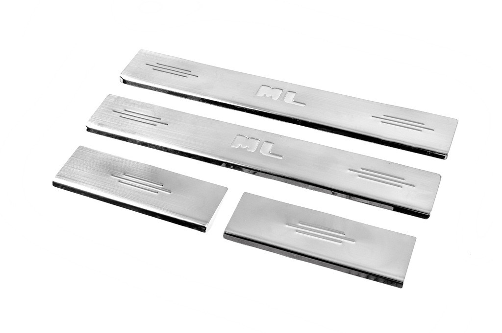 Накладки на пороги Carmos V2 (4 шт, нерж.) для Mercedes ML W164