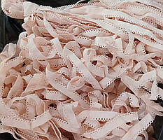 Гумка ажурна 10 мм рожева пудра (1 моток=25метрів)