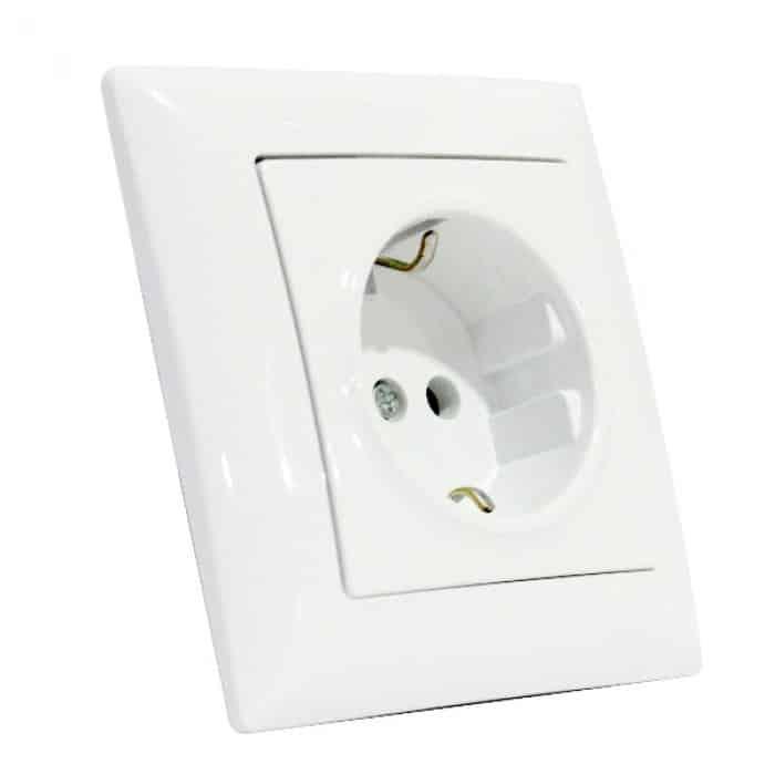 Розетка одинарна з заземленням біла. Гарантія 24 місяці.