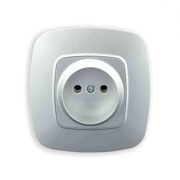 Розетка одинарна без заземлення срібло. Гарантія 24 місяці.