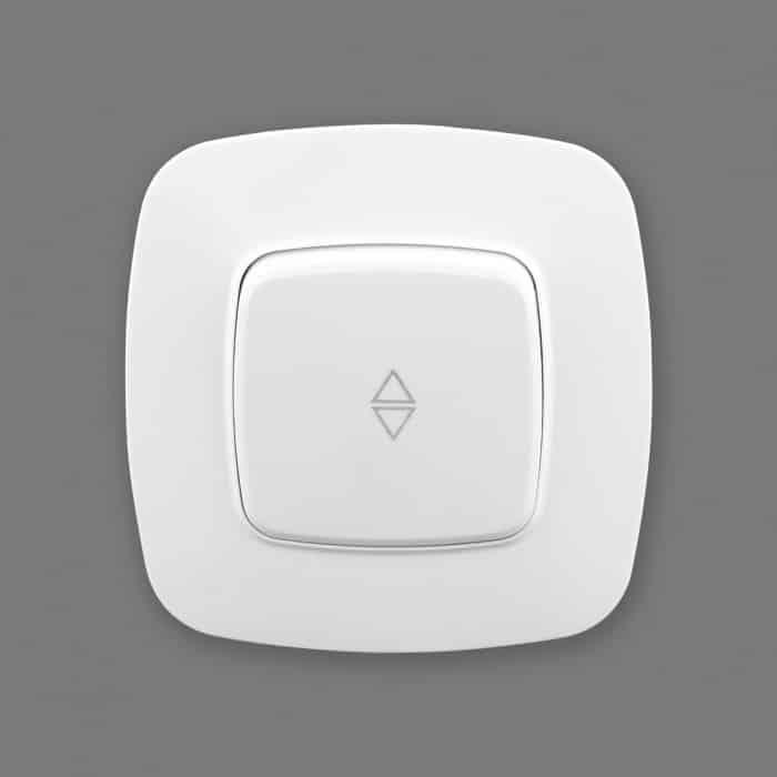 Вимикач прохідний 1-клавішний білий. Гарантія 24 місяці.