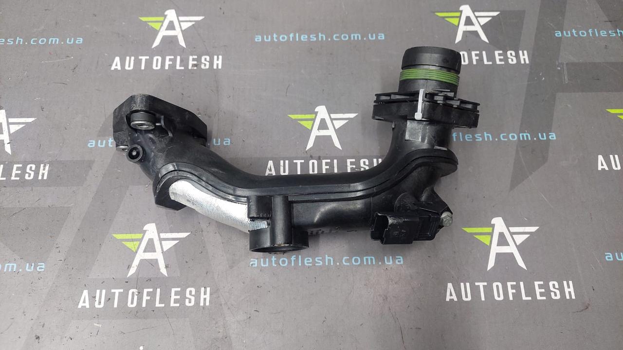 Патрубок турбины/ патрубок дроссельной заслонки 31342373, 31319539 ...