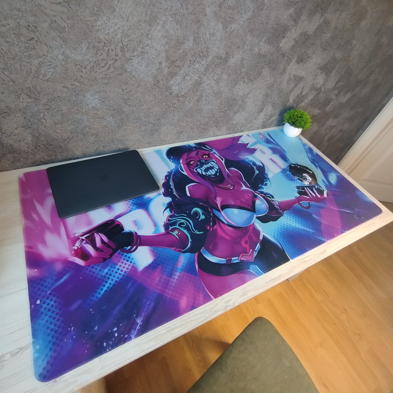 Величезний килимок 1200х600 для миші та клавіатури YLXXL3 LOL Akali на весь комп'ютерний стіл ігрова поверхня