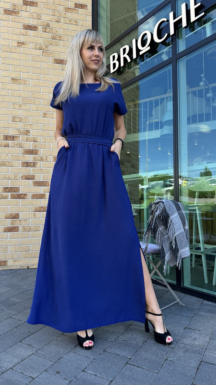 Літня довга жіноча сукня із тканини креп-жатка в синьому кольорі. Розміри від 44 до 58