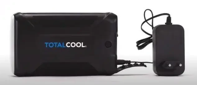 Водонепроникний павербанк Totalcool 144 (38000mhA), павербанк з ліхтарем, фірмовий потужний павербанк (Англія)