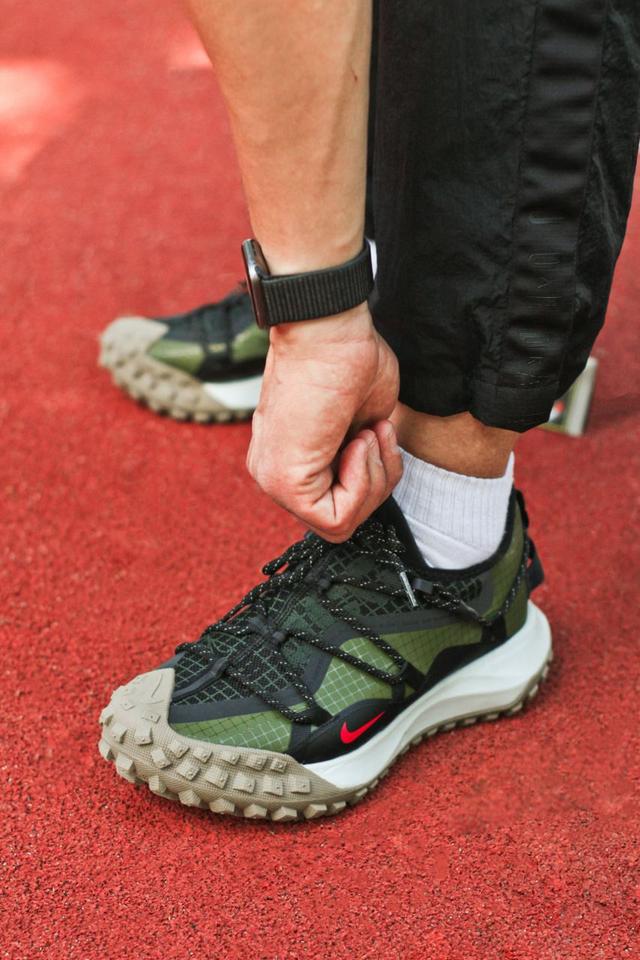 Nike ACG Mountain Fly 