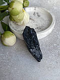 Шерл необроблений натуральний 53*30*20 мм камінь чорний турмалін., фото 3
