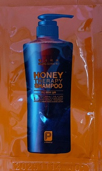 Медовий шампунь Daeng Gi Meo Ri Honey Therapy Shampoo 7мл (пробник)