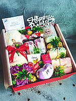 Подарунок для дівчини для коханої дружини для мами подруги сестри на день народження