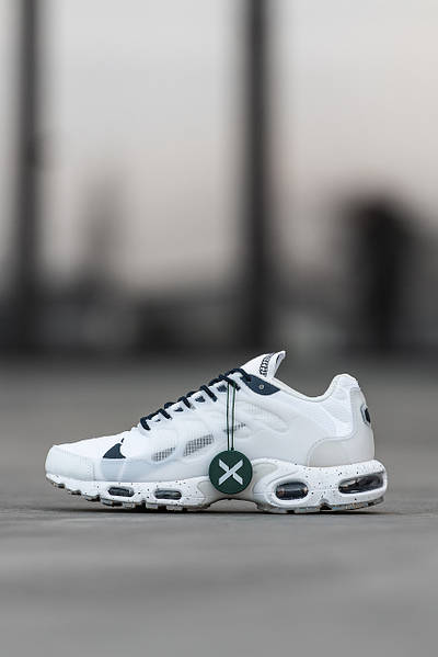 Nike anarchy react hot sale