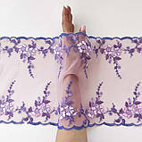 Ажурне мереживо вишивка на сітці: блакитна, рожева нитки на рожево-бузковій сітці, ширина 25 см, фото 2