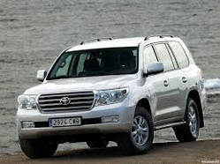 Лобове скло на Toyota Land Cruiser 200 c 2008 р.в.