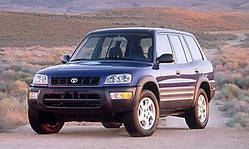 Лобове скло на Toyota Rav4 1994-00 г.