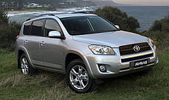 Лобове скло на Toyota Rav4 2006-12 г.