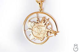 Золоті кулони