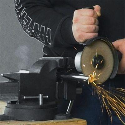 Лещата слюсарні поворотні 100 мм INTERTOOL HT-0081 Лещата слюсарні поворотні 100 мм INTERTOOL HT-0081