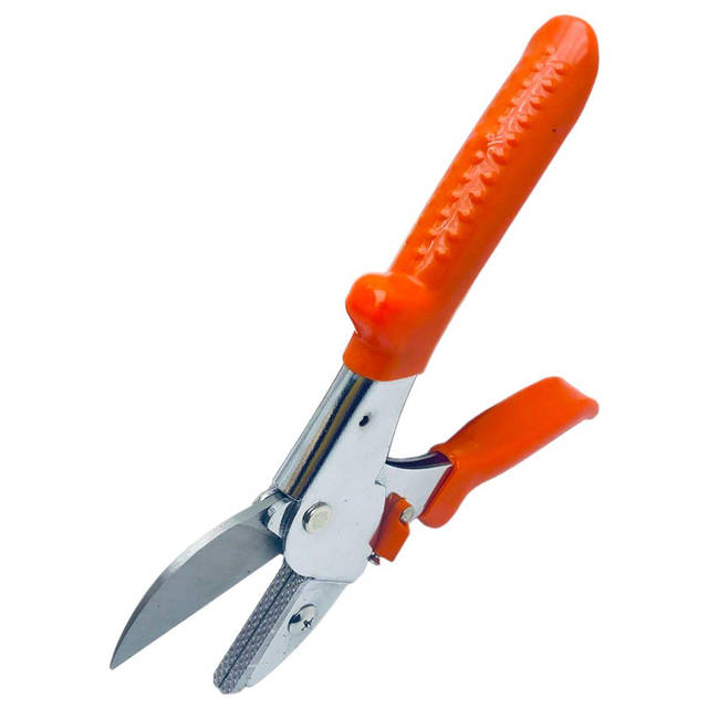 Тек мейірімсіз трахает үлкен мүшесі аузына