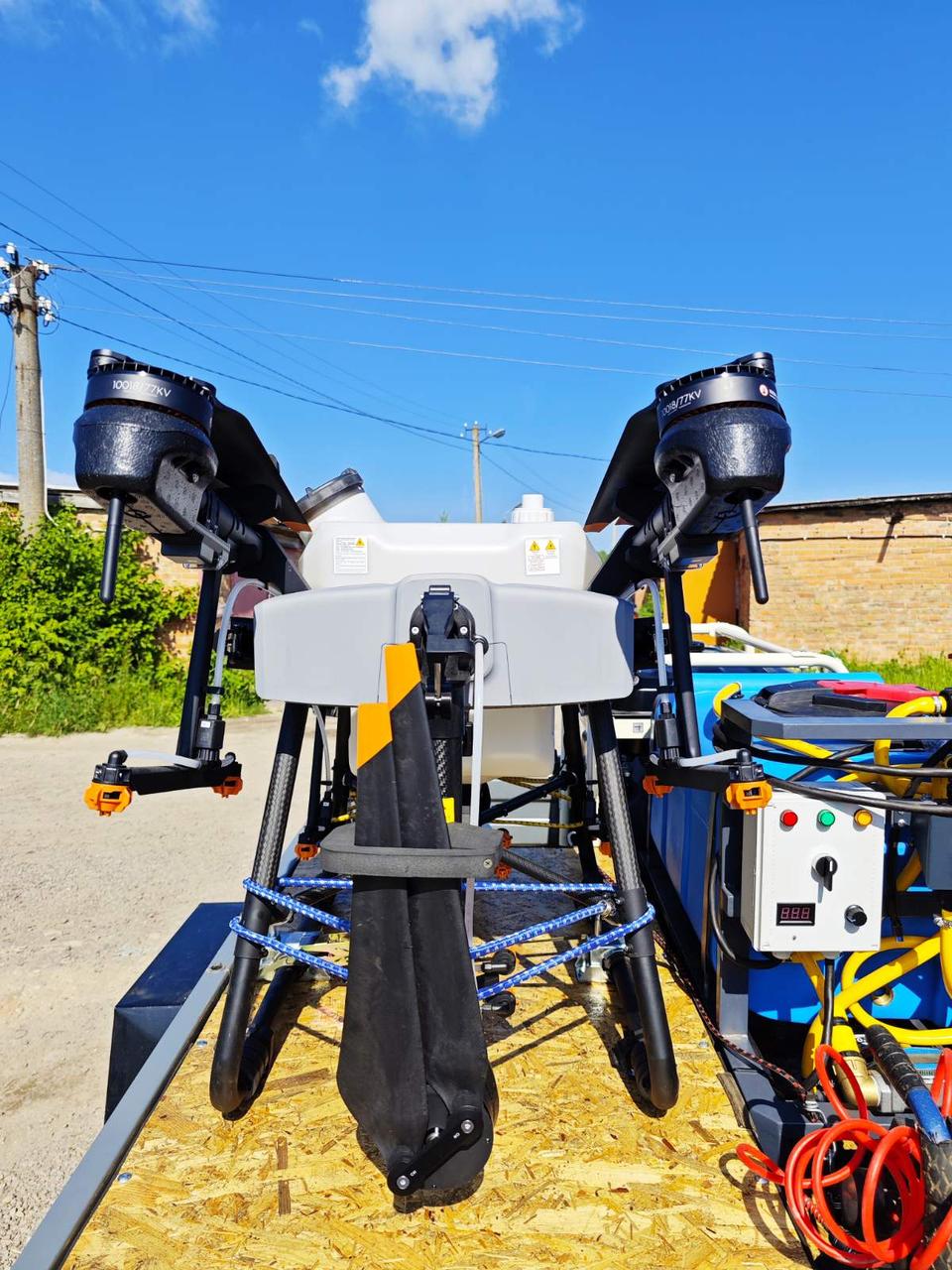 Агродрон DJI Agras T30 (комплект із 2 батареями та зарядною станцією) НОВИЙ ОФІЦІЙНИЙ