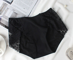 Трусики менструальні в рубчик із мереживними вставками. Труси для критичних днів, непромокаючі