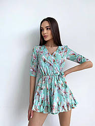 Стильний літній комбінезон із заходом шорти кльош