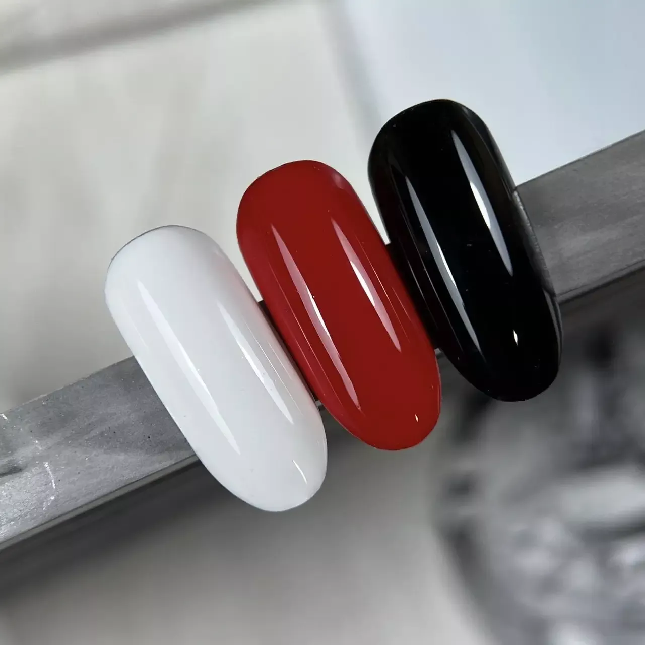 SAGA Top White Топ без липкого шару білий, 9 мл, фото 1