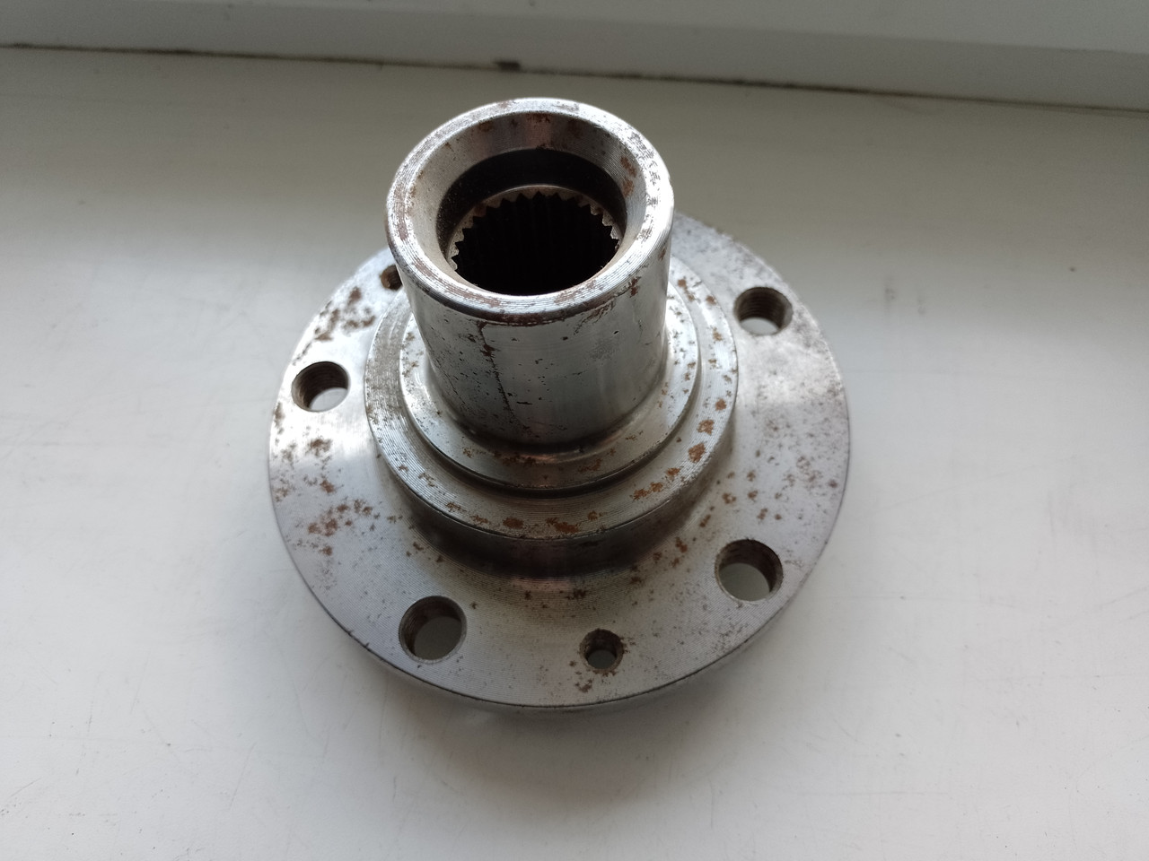 Маточина колеса передня R15 Fiat Ducato 244, Peugeot Boxer, Citroen Jumper (2002-2006), 1346653080, 330784
