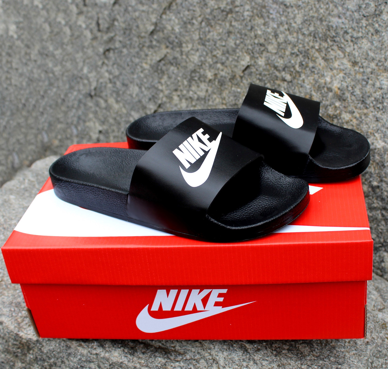 Сланці Nike шльопанці тапочки чорні