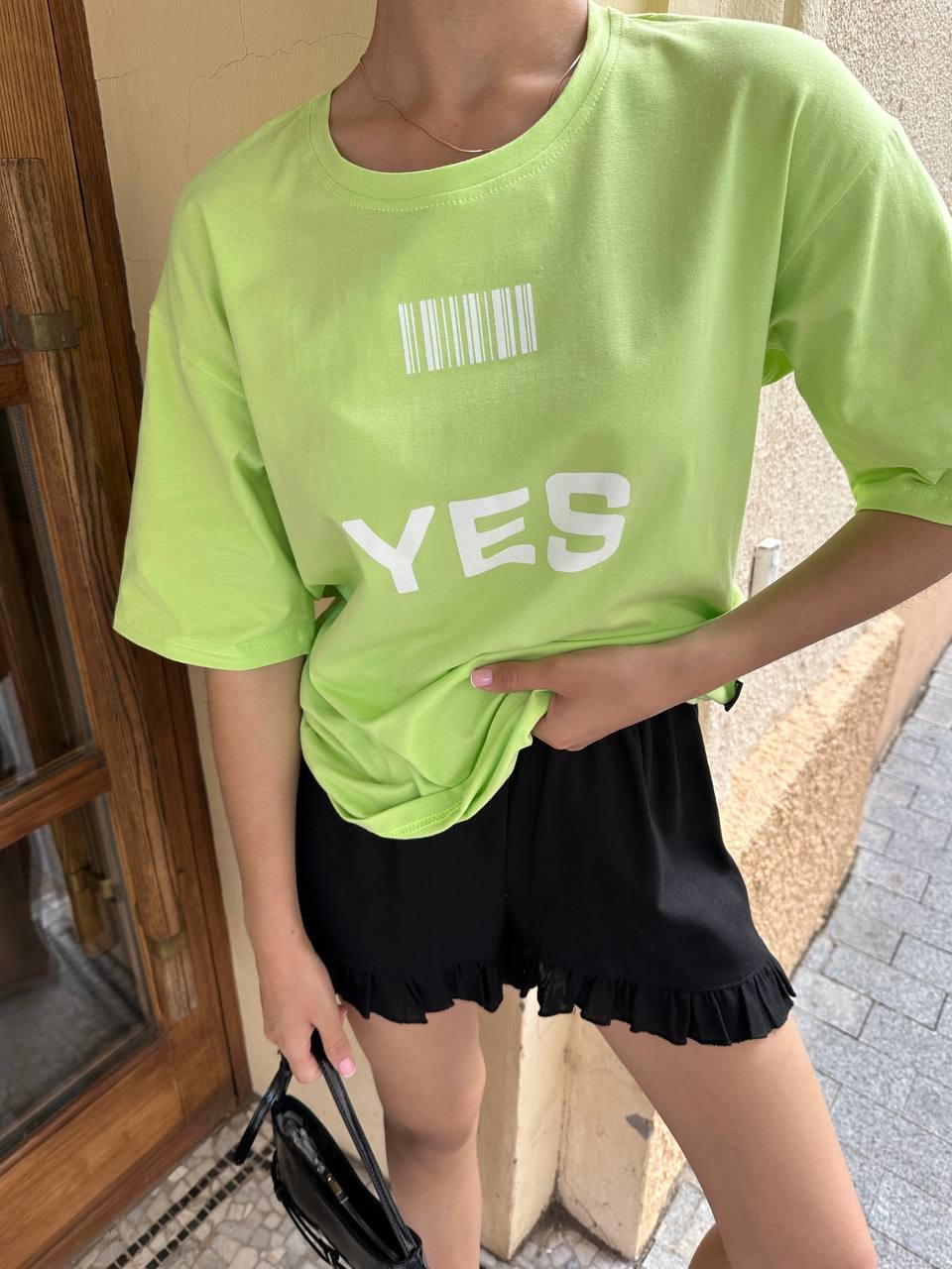 Лаймова вільна жіноча футболка "Yes/No"