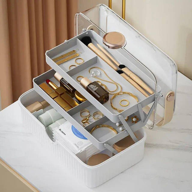Органайзер для косметики, украшений Naomi на три секции с замком и