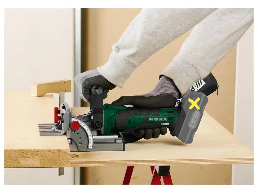 Аккумуляторный ламельный фрезер Parkside PFDFA 20-Li A1 Фреза для