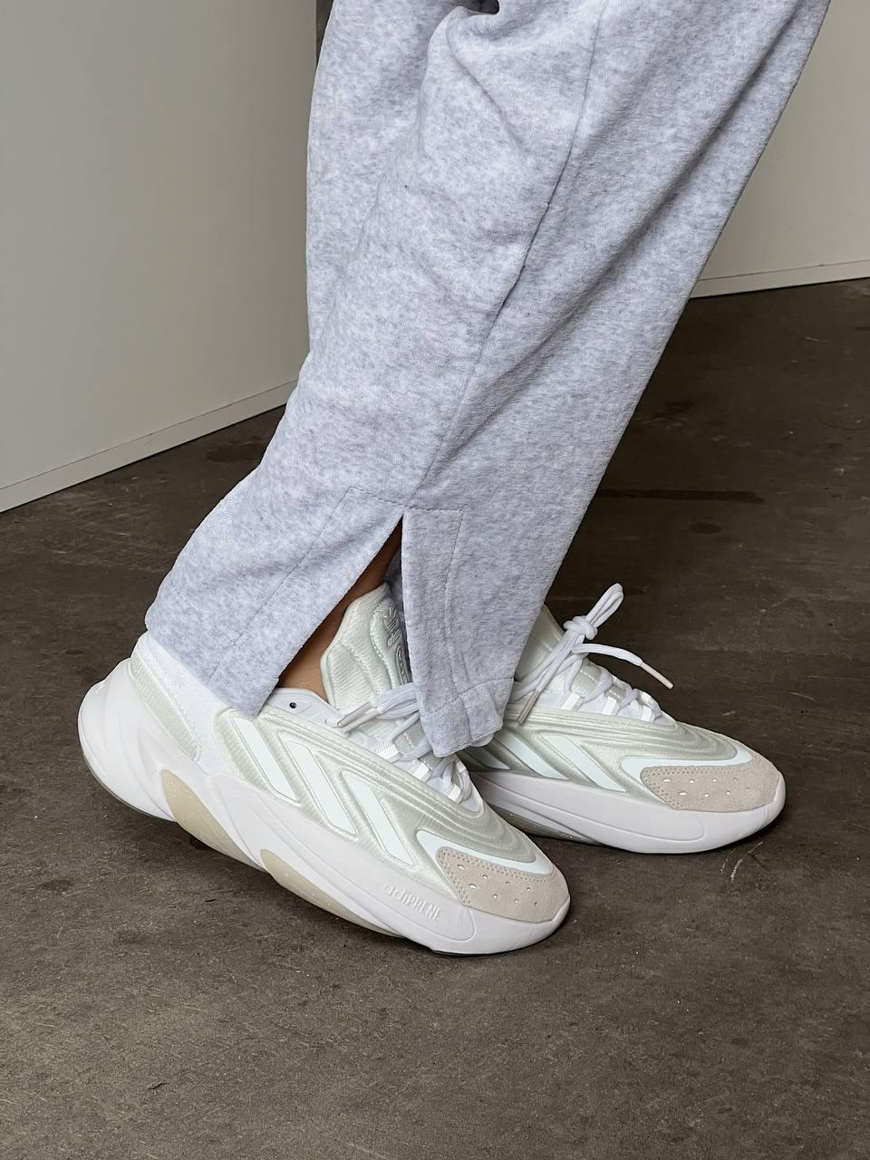 Кросівки чоловічі білі Adidas Ozelia (07522), фото 1