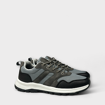 Кросівки сірі