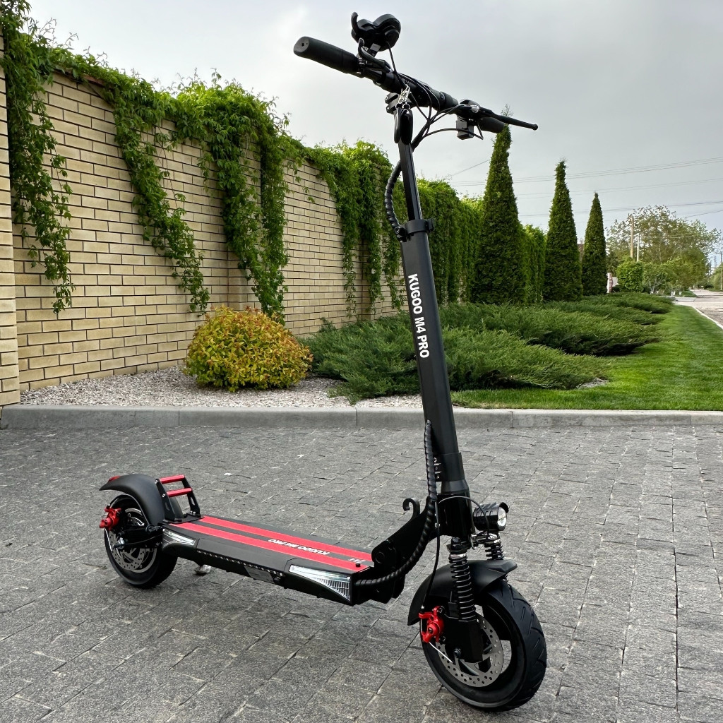 Електросамокат KUGOO M4 PRO 48V 1000W (підсилений акумулятор 18Ah)  2024 року