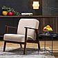Крісло в стилі ретро Milano 1S бежеве на дерев'яних ніжках кольору горіх у вітальню, фото 2