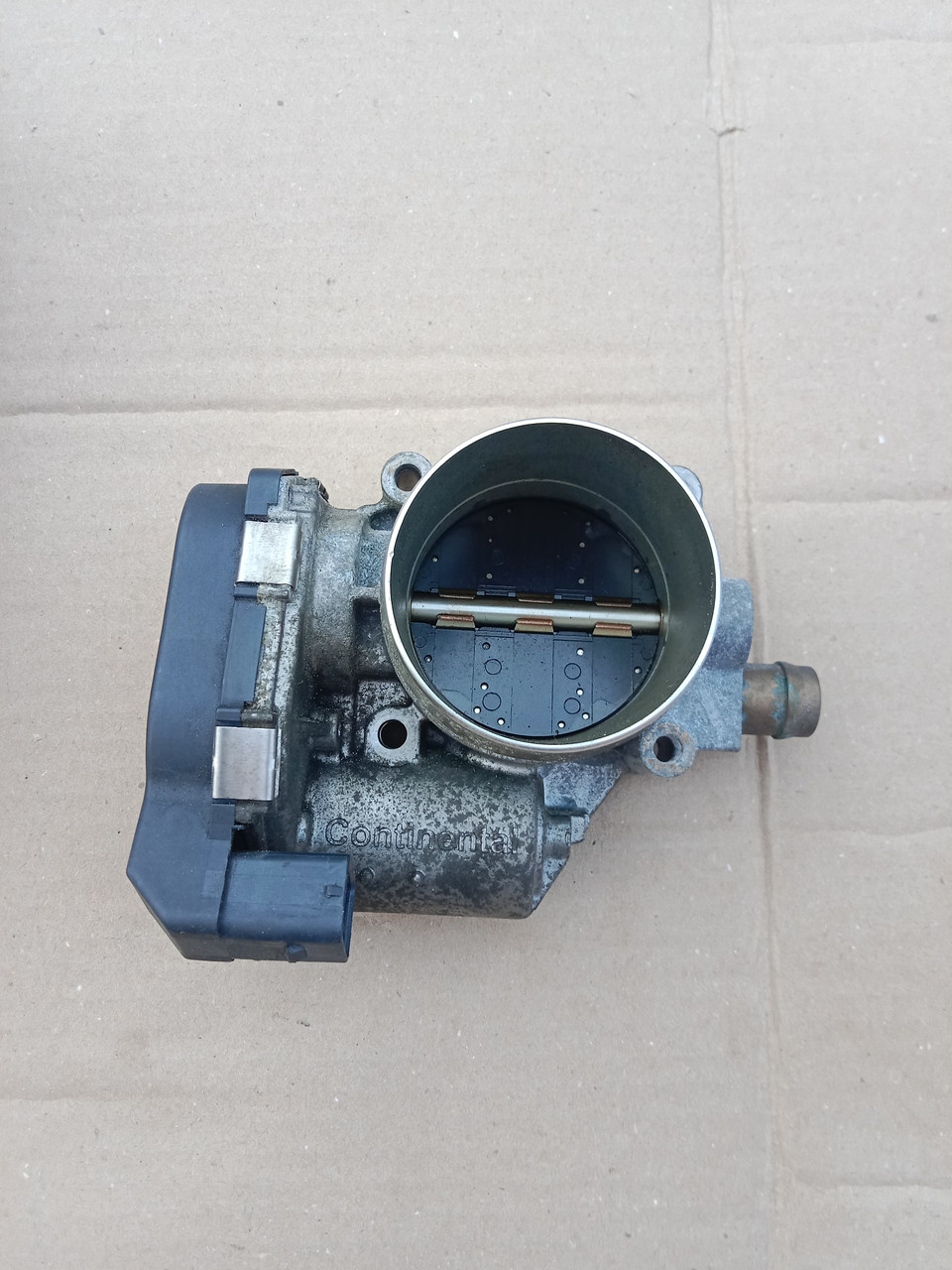 Дросельна заслінка 7588625 BMW n20b20 f10 f20 f25 f15