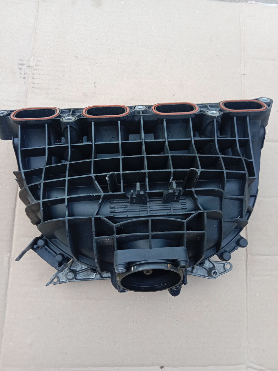 Колектор впускний BMW X3 F25 11-17 2.0T 11-61-7588126