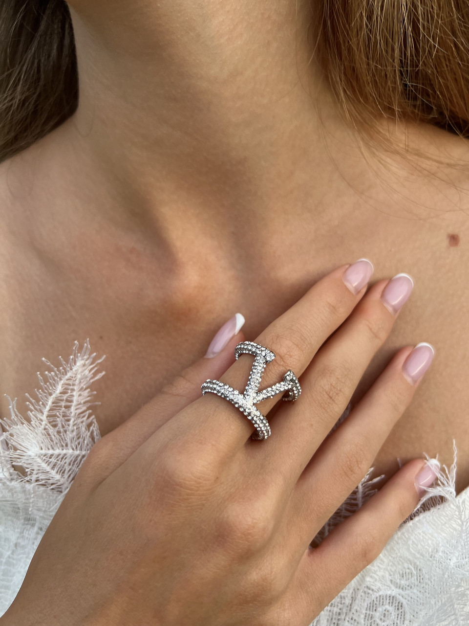 Валентино кільце з цирконієм/кільце з логотипом Valentino/ Стильне кільце срібло