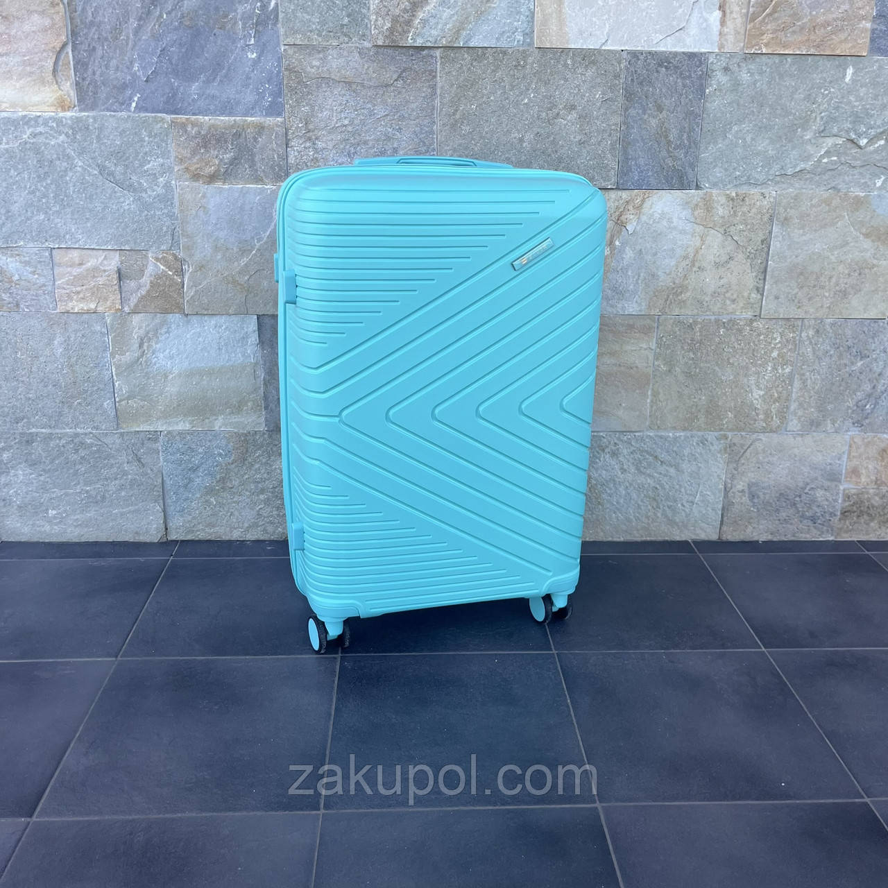 Валіза дорожня середня з поліпропілену Bloom PP-SC-031 М М'ятний