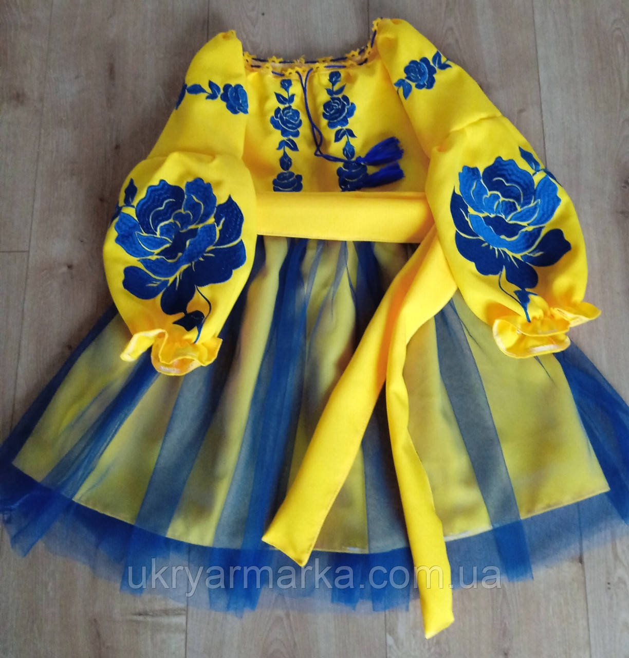 Гарна вишита сукня для дівчинки "Розанда"