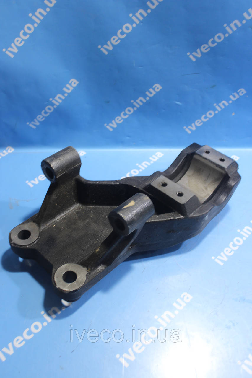 Кронштейн стабілізатора Iveco Trakker EuroTrakker