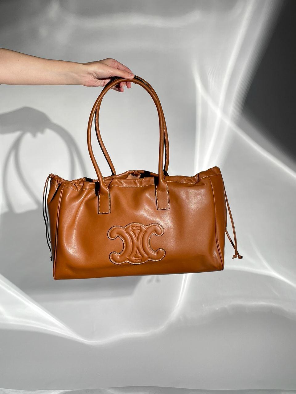 Жіноча сумка Селін коричнева Celine Brown Cabas Drawstring Cuir Triomphe In Smooth